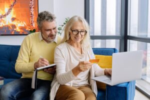 7 Best Mobile Home Parks for Retirees in 2025